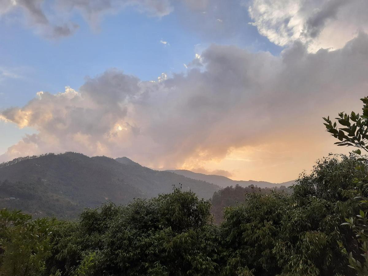 Mukteshwar Grand Retreat מוקטשוואר מראה חיצוני תמונה