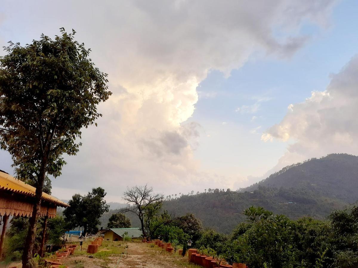 Mukteshwar Grand Retreat מוקטשוואר מראה חיצוני תמונה